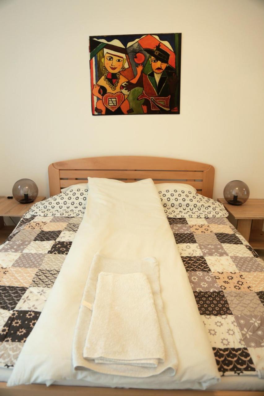 Petars Apartment Belgrado Buitenkant foto